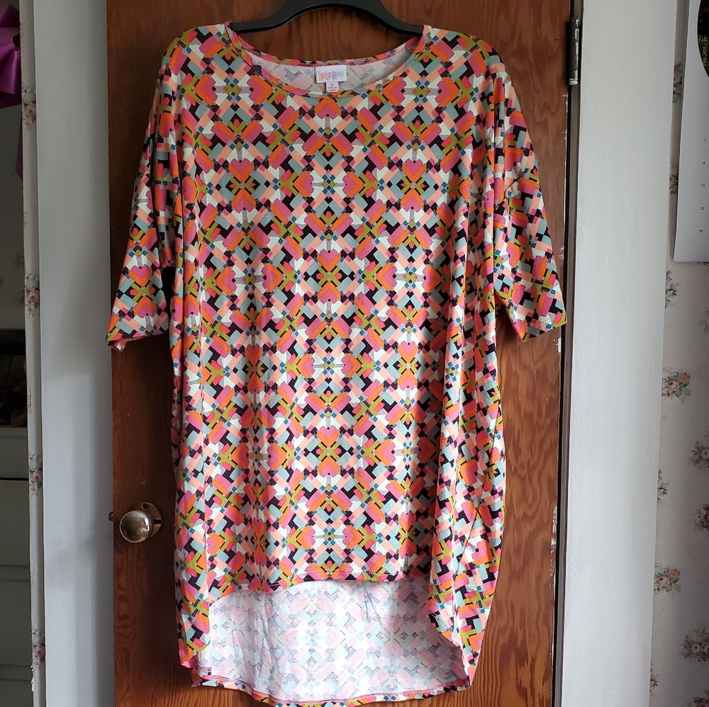 Lularoe Irma top